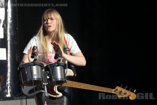 LOS BITCHOS - 2022-08-19 - SAINT MALO - Fort de St Pere - Josefine Jonsson